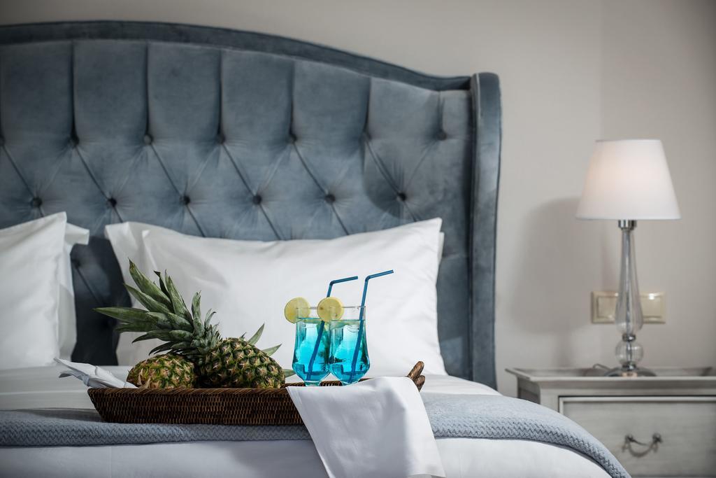 Creta Blue Luxury Collection (Adults Only) Hotel Chersonissos Kamer foto